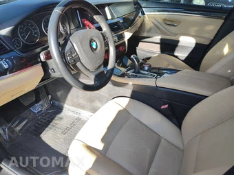 2016 BMW 5 Series Sedan 528i - miniatura 28