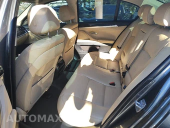 2016 BMW 5 Series Sedan 528i - miniatura 32