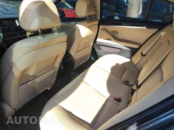 2016 BMW 5 Series Sedan 528i - miniatura 33