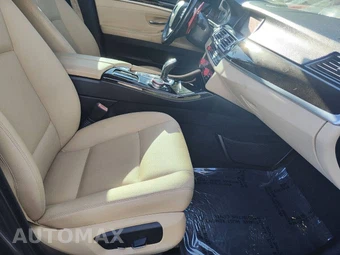 2016 BMW 5 Series Sedan 528i - miniatura 42