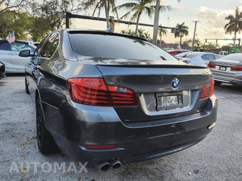 2016 BMW 5 Series Sedan 528i - miniatura 7
