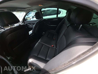 2016 BMW 5 Series Sedan 528i - miniatura 13