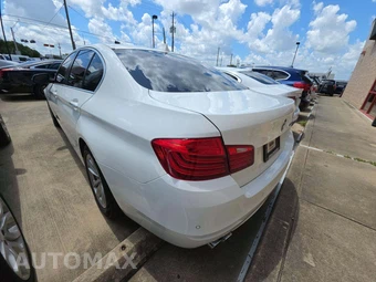2016 BMW 5 Series Sedan 528i - miniatura 2