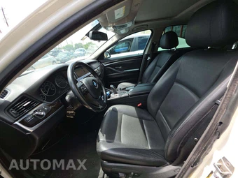 2016 BMW 5 Series Sedan 528i - miniatura 6