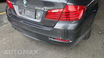2016 BMW 5 Series Sedan 528i - miniatura 26