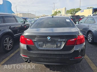 2016 BMW 5 Series Sedan 528i - miniatura 5