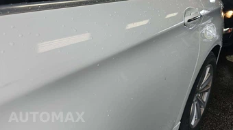 2016 BMW 5 Series Sedan 528i – miniatura 32