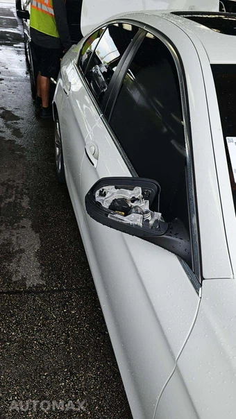2016 BMW 5 Series Sedan 528i – miniatura 35