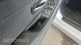 2016 BMW 5 Series Sedan 528i – miniatura 26
