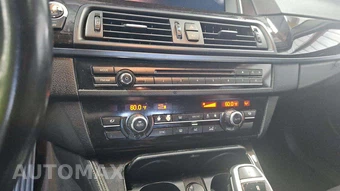 2016 BMW 5 Series Sedan 528i – miniatura 27