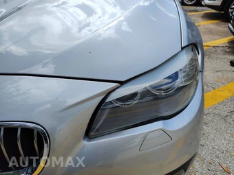 2016 BMW 5 Series Sedan 528i - miniatura 32
