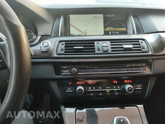 2016 BMW 5 Series Sedan 528i - miniatura 40