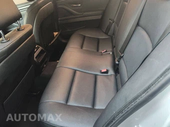 2016 BMW 5 Series Sedan 528i - miniatura 48