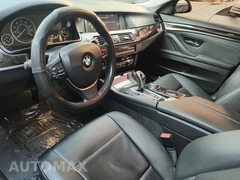 2016 BMW 5 Series Sedan 528i - miniatura 50