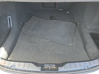 2016 BMW 5 Series Sedan 528i - miniatura 16