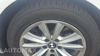2016 BMW 5 Series Sedan 528i - miniatura 23