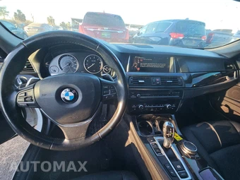 2016 BMW 5 Series Sedan 528i xDrive - miniatura 11
