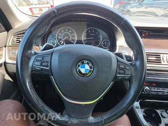 2016 BMW 5 Series Sedan 528i xDrive - miniatura 10