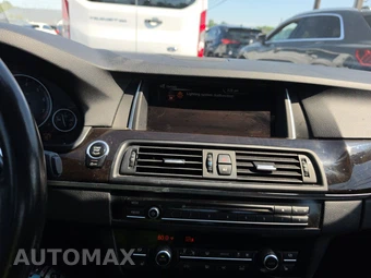 2016 BMW 5 Series Sedan 528i xDrive - miniatura 11