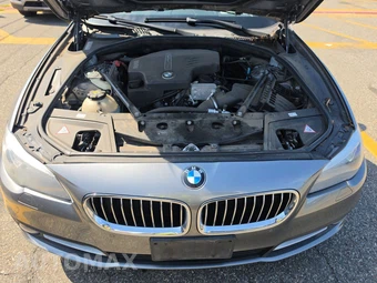 2016 BMW 5 Series Sedan 528i xDrive - miniatura 15