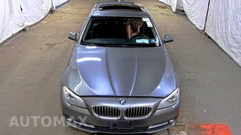 2016 BMW 5 Series Sedan 528i xDrive - miniatura 2