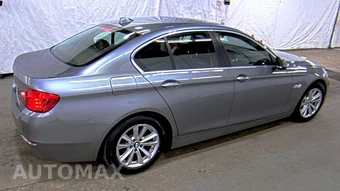 2016 BMW 5 Series Sedan 528i xDrive - miniatura 4