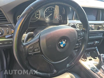 2016 BMW 5 Series Sedan 528i xDrive - miniatura 10