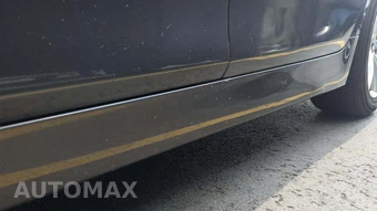 2016 BMW 5 Series Sedan 528i xDrive - miniatura 31