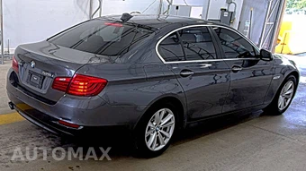 2016 BMW 5 Series Sedan 528i xDrive - miniatura 4