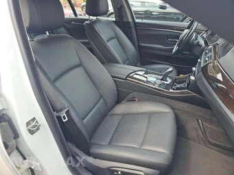 2016 BMW 5 Series Sedan 528i xDrive - miniatura 18