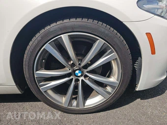 2016 BMW 5 Series Sedan 528i xDrive - miniatura 24