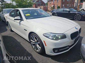 2016 BMW 5 Series Sedan 528i xDrive - miniatura 4