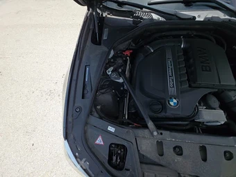 2016 BMW 5 Series Sedan 535i LUXURY LINE - miniatura 35