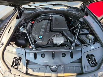 2016 BMW 5 Series Sedan 535i xDrive - miniatura 15