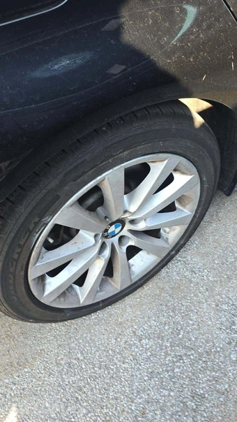 2016 BMW 5 Series Sedan 535i xDrive - miniatura 33