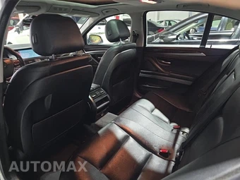 2016 BMW 5 Series Sedan 535i xDrive - miniatura 16