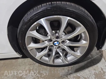 2016 BMW 5 Series Sedan 535i xDrive - miniatura 9