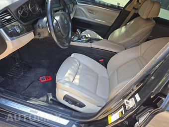 2016 BMW 5 Series Sedan 550i LUXURY LINE - miniatura 6