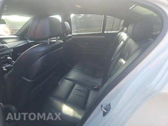 2016 BMW 5 Series Sedan 550i M SPORT LINE - miniatura 13