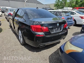 2016 BMW 5 Series Sedan 550i xDrive M SPORT LINE - miniatura 6