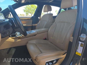 2016 BMW 7 Series Sedan 740i M SPORT LINE - miniatura 3