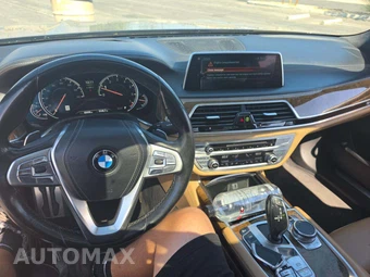 2016 BMW 7 Series Sedan 740i M SPORT LINE - miniatura 7