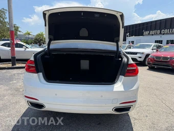 2016 BMW 7 Series Sedan 740i - miniatura 20