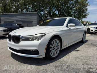 2016 BMW 7 Series Sedan 740i - miniatura 3