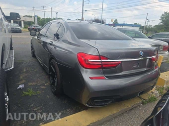 2016 BMW 7 Series Sedan 750i M SPORT LINE - miniatura 2