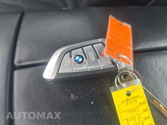 2016 BMW 7 Series Sedan 750i M SPORT LINE - miniatura 8
