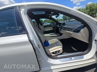 2016 BMW 7 Series Sedan 750i M SPORT LINE - miniatura 18