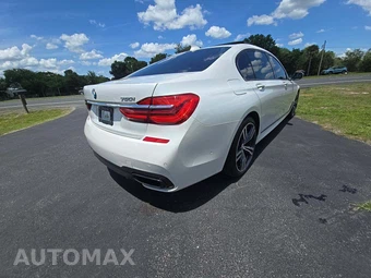 2016 BMW 7 Series Sedan 750i M SPORT LINE - miniatura 3