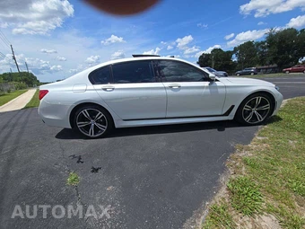 2016 BMW 7 Series Sedan 750i M SPORT LINE - miniatura 4