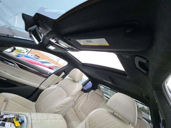 2016 BMW 7 Series Sedan 750i xDrive M SPORT LINE - miniatura 11